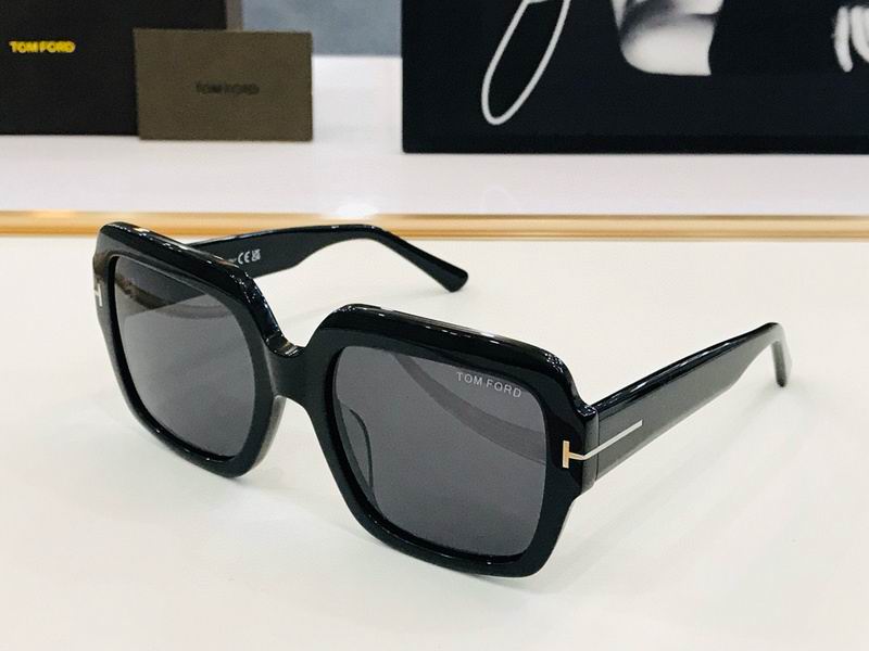 Tom Ford Glasses (53)